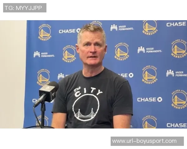 科尔谈巴特勒伤情仅知左膝受伤其余情况不明